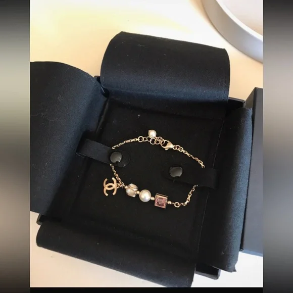 Chanel Gold-tone Chain Bracelet with Pink Crystal & Pearl Charm-NWOT-adjustable - Picture 3 of 10